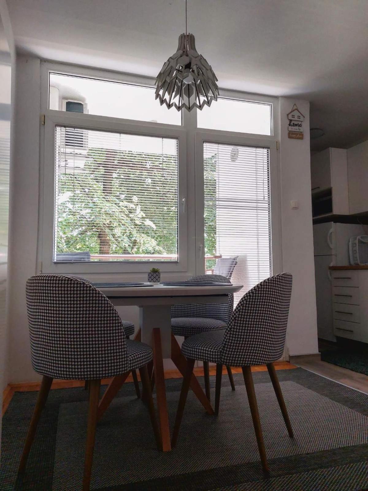 Apartman Rejna SJJ Exteriör bild