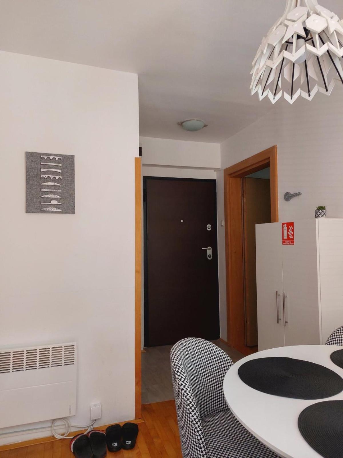 Apartman Rejna SJJ Exteriör bild